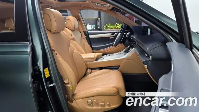 Genesis GV80 2022 — ფოტო 19/20