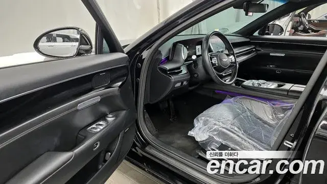 Genesis G90 2022 — Photo 18/20