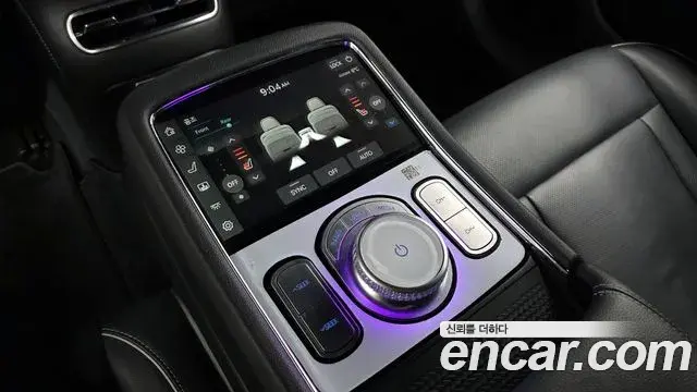 Genesis G90 2022 — Photo 16/20
