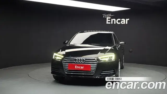 Audi A4 2018 — ფოტო 13/20