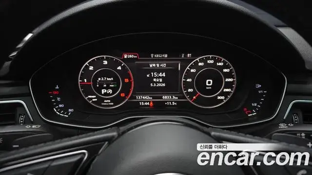 Audi A4 2018 — ფოტო 5/20