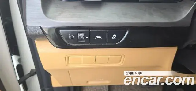Kia Carnival 2021 — Фото 13/20