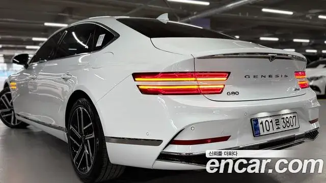 Genesis G80 2025 — ფოტო 19/20
