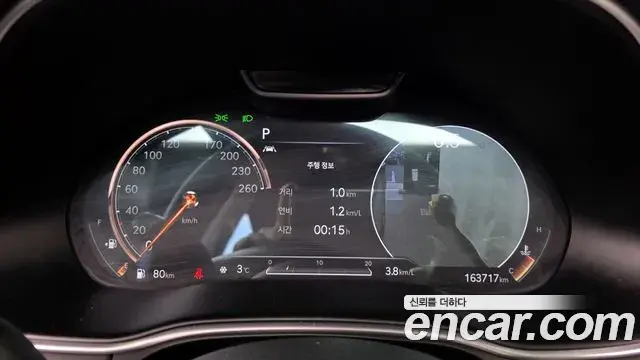Genesis GV80 2020 — ფოტო 16/20