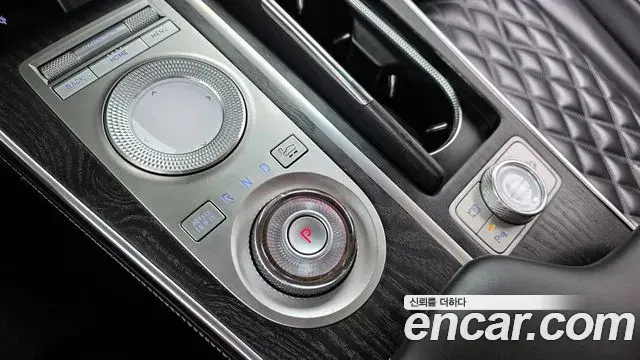 Genesis GV80 2020 — ფოტო 9/20