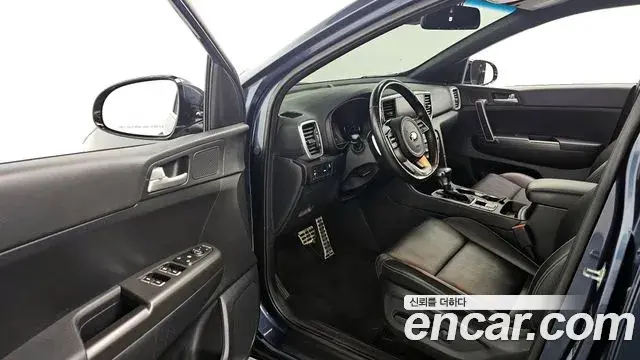 Kia Sportage The Bold 2020 — Фото 11/20