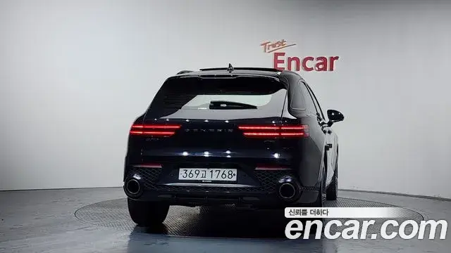 Genesis GV70 2021 — ფოტო 15/20