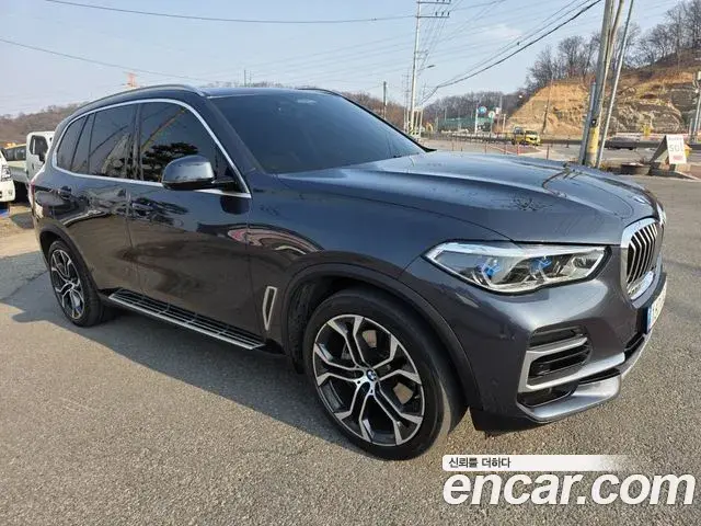 BMW X5 2022 — ფოტო 5/20