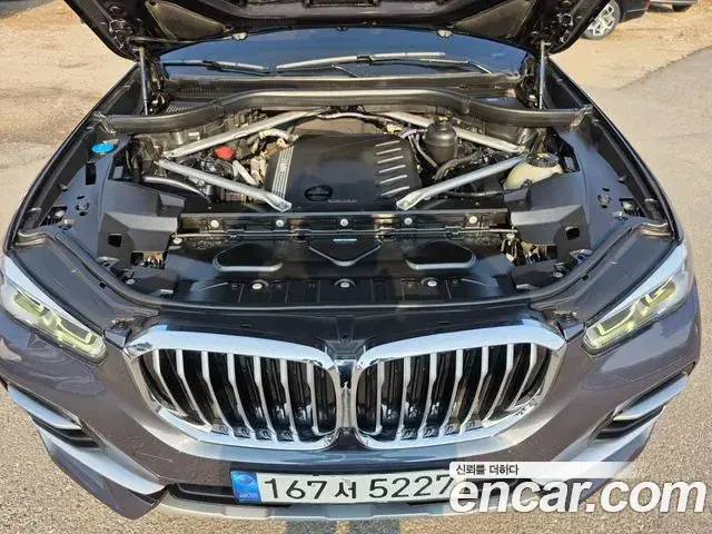 BMW X5 2022 — ფოტო 1/20