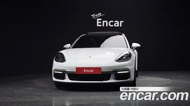 Porsche Panamera 2020 — Фото 2/20