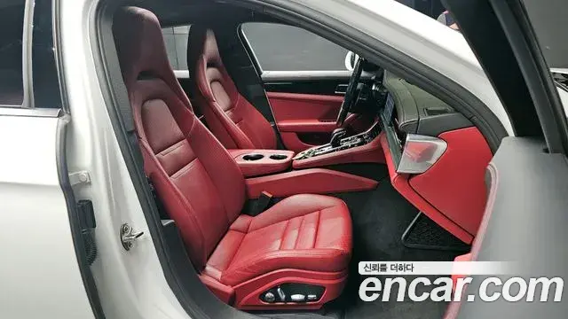 Porsche Panamera 2020 — Фото 8/20