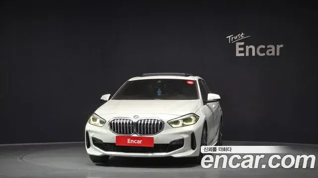 BMW 1 Series 2021 — Photo 7/20