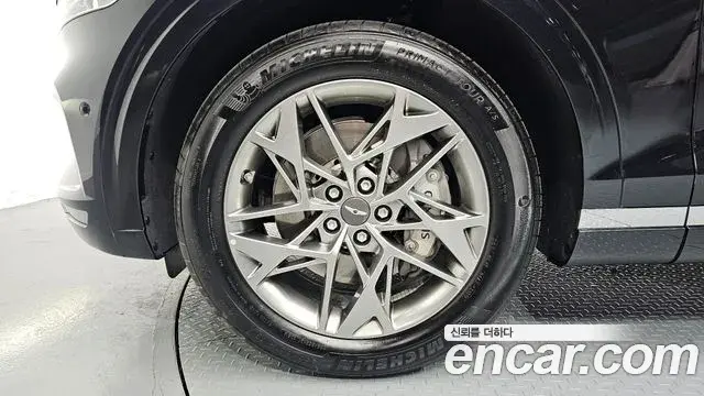 Genesis GV70 2023 — Photo 15/20