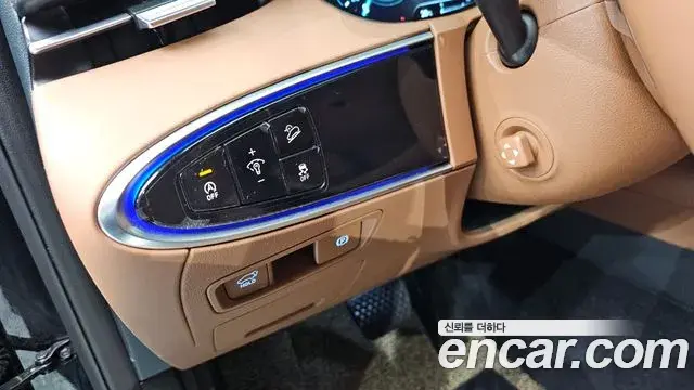 Genesis GV70 2023 — Photo 6/20