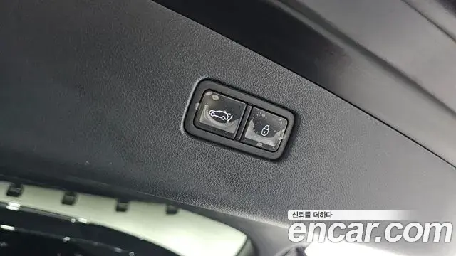 Genesis GV70 2023 — Photo 11/20
