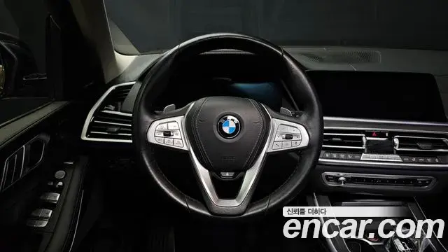 BMW X7 2020 — Фото 14/20
