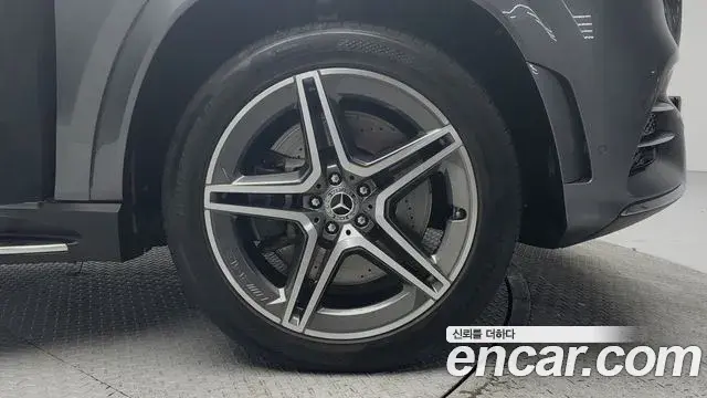 Mercedes-Benz GLS-Class 2022 — ფოტო 7/20