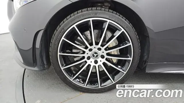 Mercedes-Benz CLS-Class 2019 — Photo 3/20