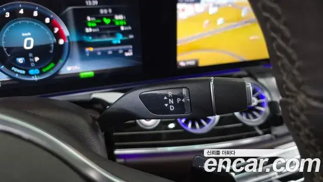 Mercedes-Benz CLS-Class 2019 — Photo 6/20