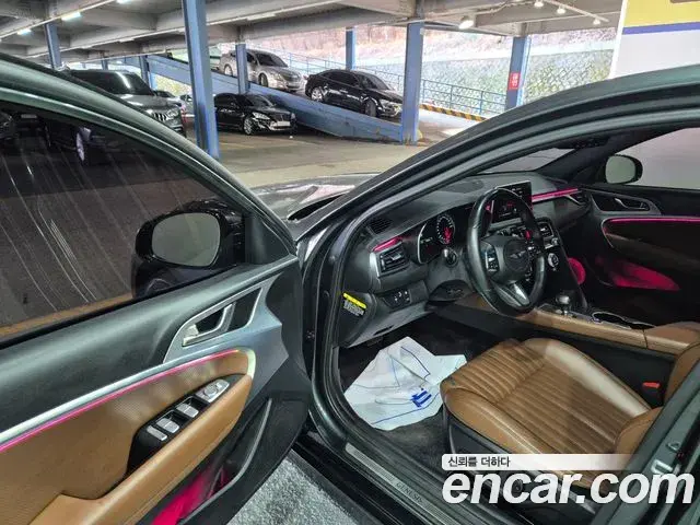 Genesis G70 2018 — ფოტო 12/20