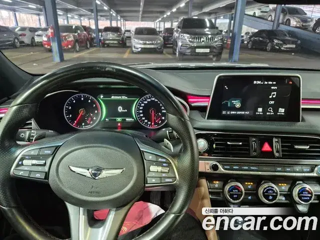 Genesis G70 2018 — ფოტო 17/20