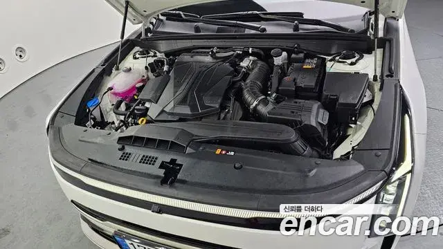 Kia K8 2025 — ფოტო 18/20