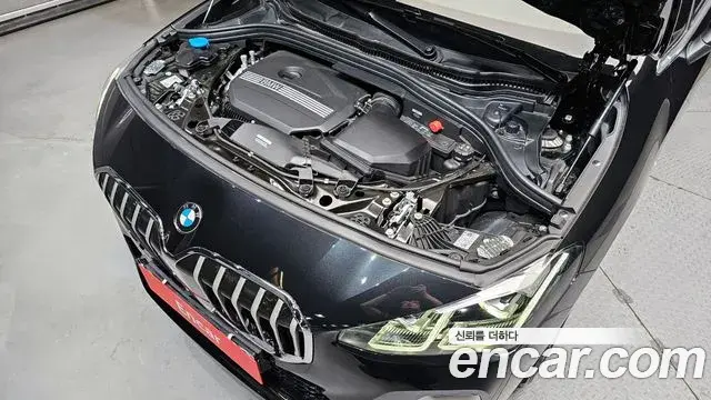 BMW 2 Series Active Tourer 2025 — Photo 6/20