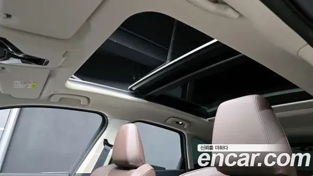BMW 2 Series Active Tourer 2025 — Photo 13/20