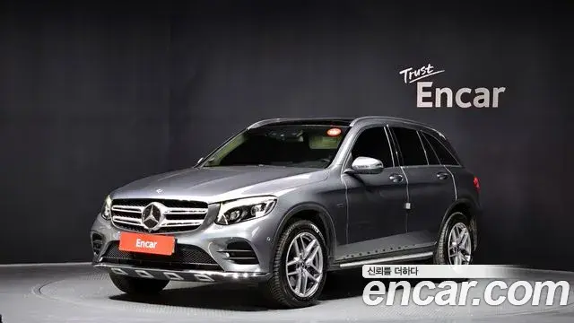 Mercedes-Benz GLC-Class 2018 — Фото 10/20