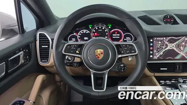 Porsche Cayenne 2023 — Photo 20/20