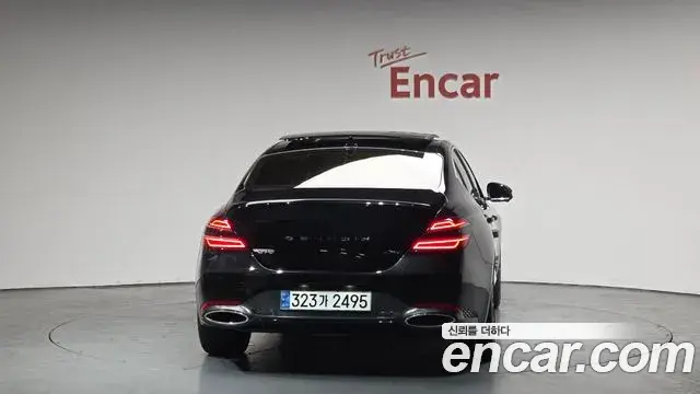 Genesis G70 2024 — ფოტო 17/20