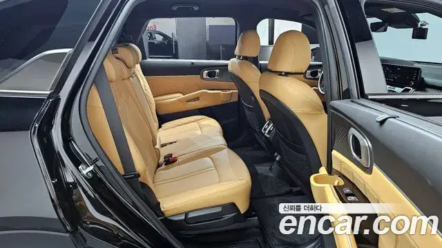 Kia Sorento 2021 — Фото 12/20