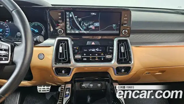 Kia Sorento 2021 — Фото 14/20
