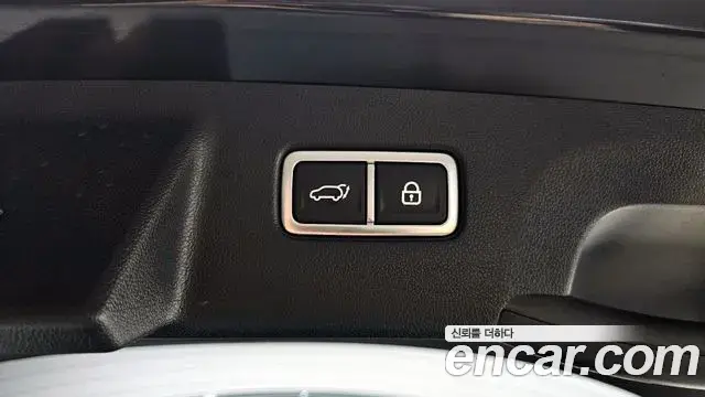 Kia Sorento 2021 — Фото 20/20