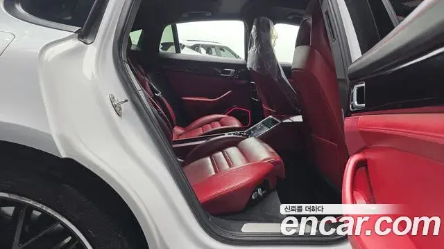 Porsche Panamera 2020 — Photo 9/20