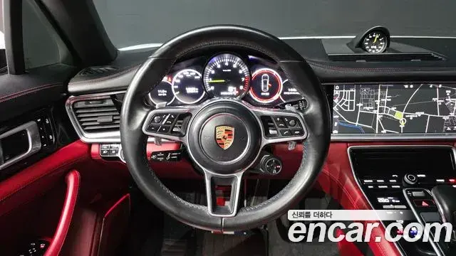 Porsche Panamera 2020 — Photo 14/20