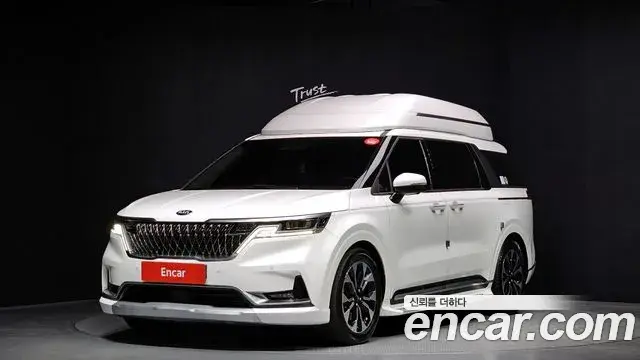 Kia Carnival 2021 — Фото 1/20