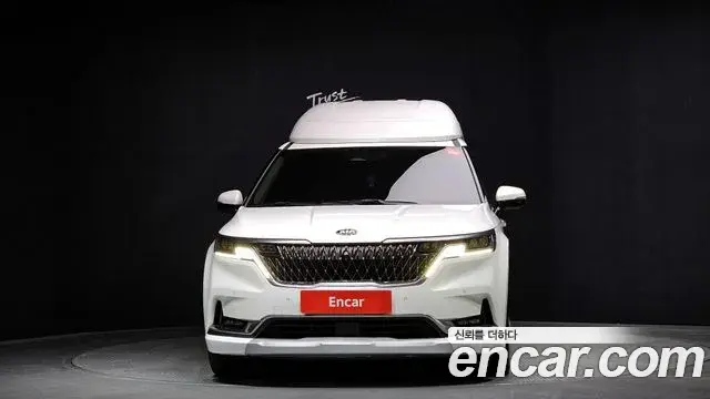 Kia Carnival 2021 — Фото 3/20