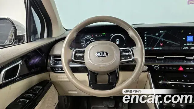 Kia Carnival 2021 — Фото 13/20