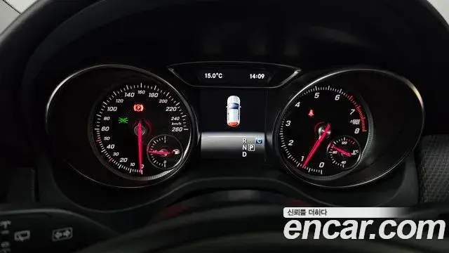 Mercedes-Benz GLA-Class 2018 — Фото 8/20