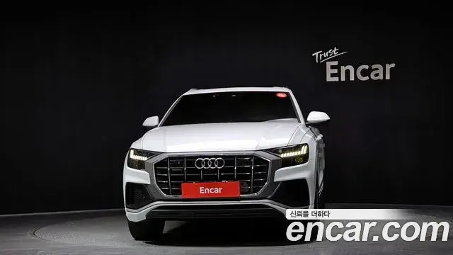Audi Q8 2020 — ფოტო 9/20