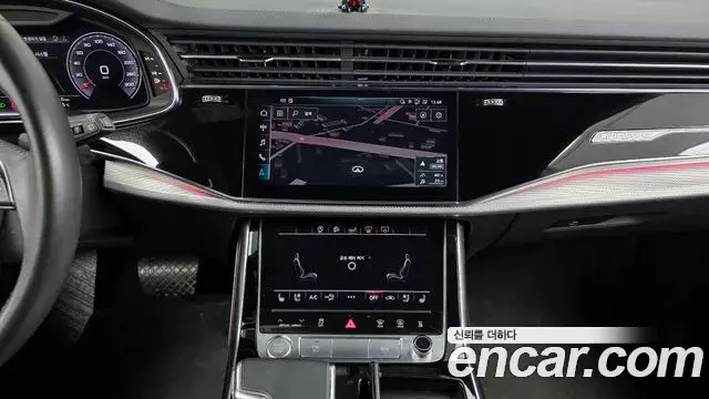 Audi Q8 2020 — ფოტო 8/20