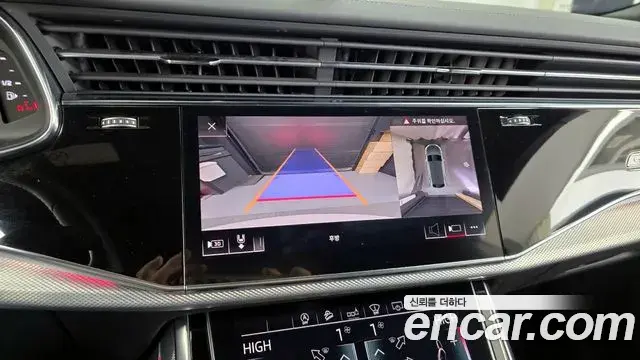 Audi Q8 2020 — ფოტო 12/20