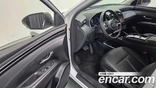 Hyundai Tucson Hybrid 2022 — Photo 5/20