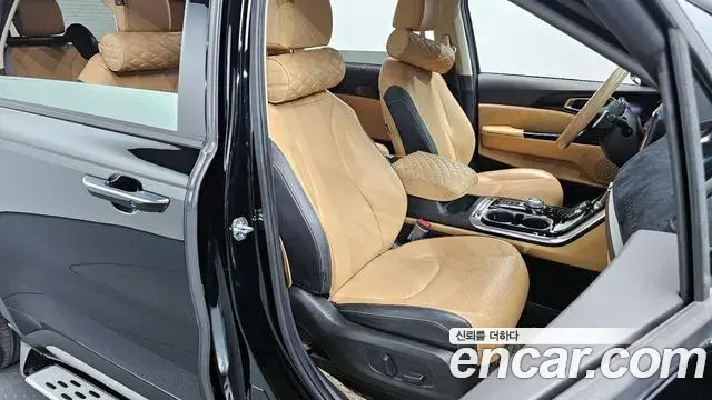 Kia Carnival 2022 — Photo 17/20