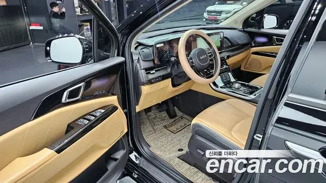 Kia Carnival 2022 — Photo 5/20