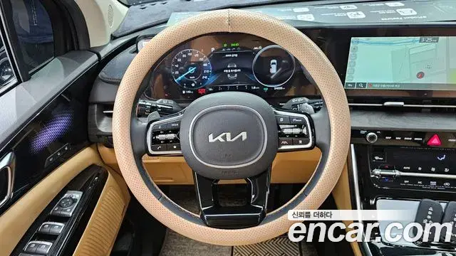 Kia Carnival 2022 — Photo 11/20