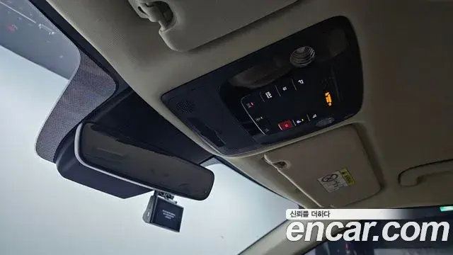 Kia Carnival 2022 — Photo 2/20