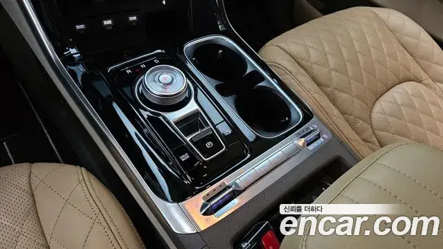 Kia Carnival 2022 — Şəkil 1/20