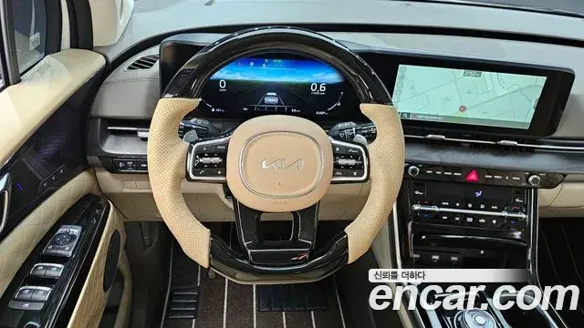 Kia Carnival 2022 — Şəkil 17/20